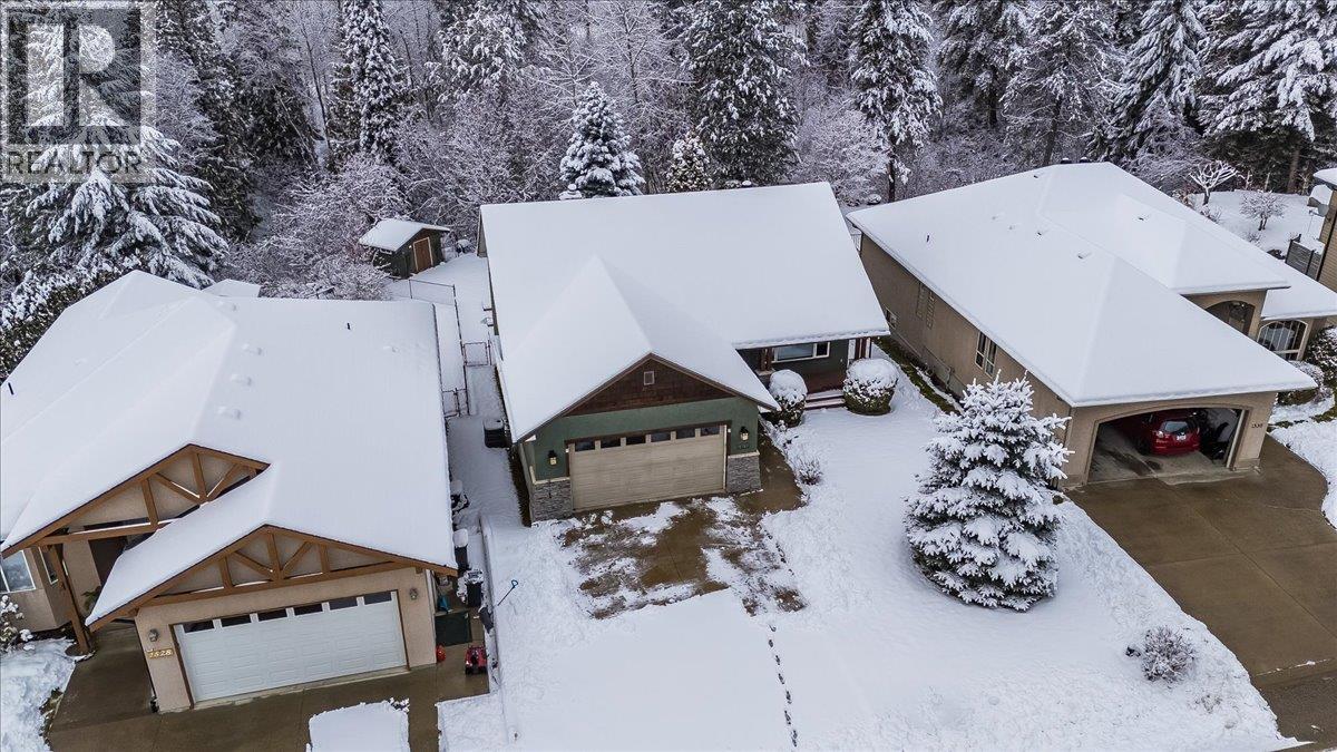 1532 Emerald Crescent, Castlegar