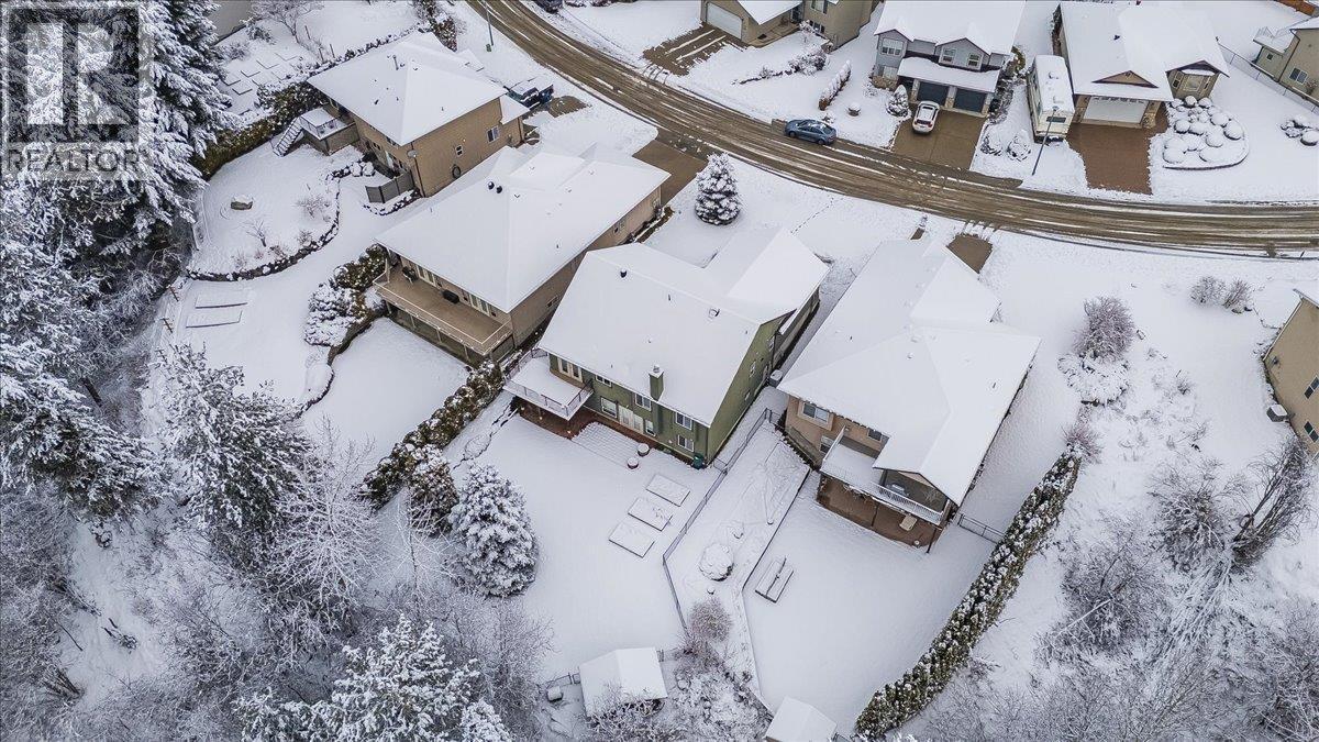 1532 Emerald Crescent, Castlegar