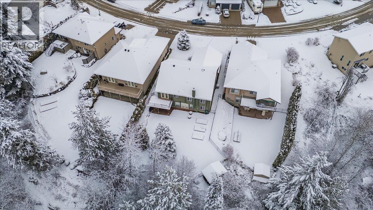 1532 Emerald Crescent, Castlegar