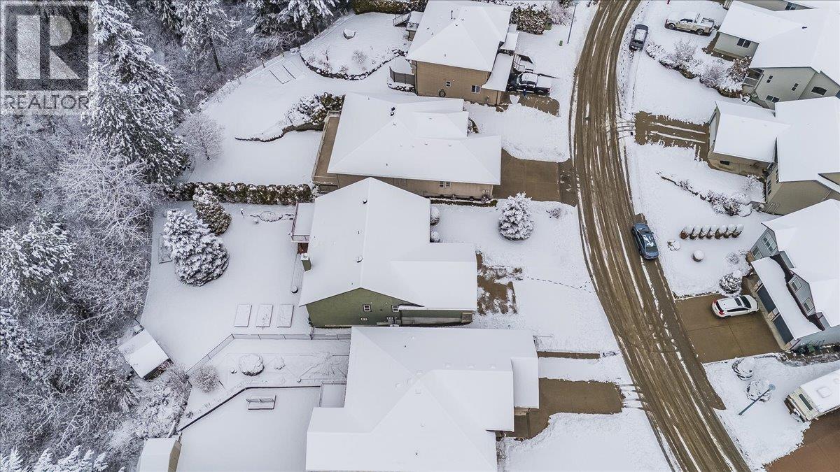 1532 Emerald Crescent, Castlegar