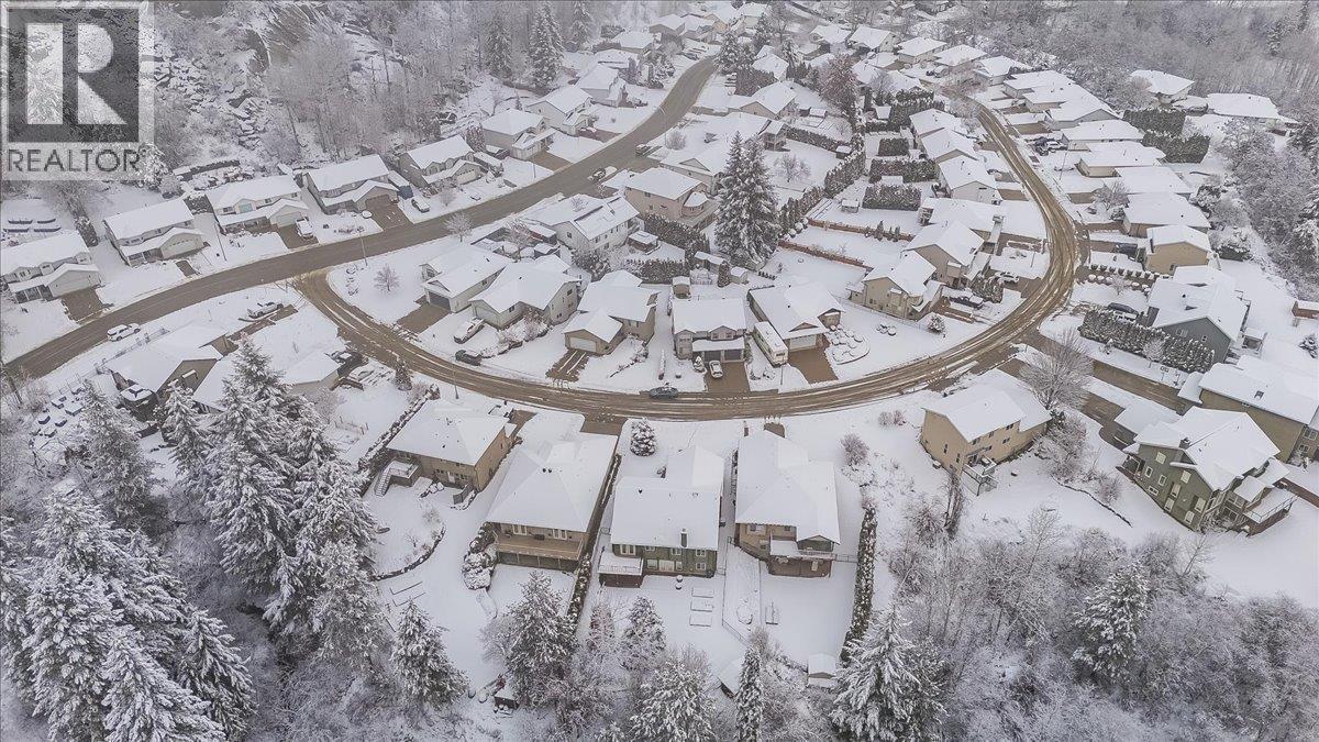 1532 Emerald Crescent, Castlegar