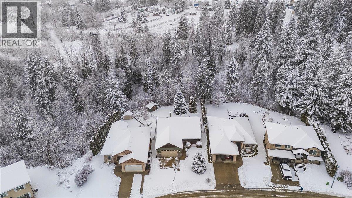1532 Emerald Crescent, Castlegar