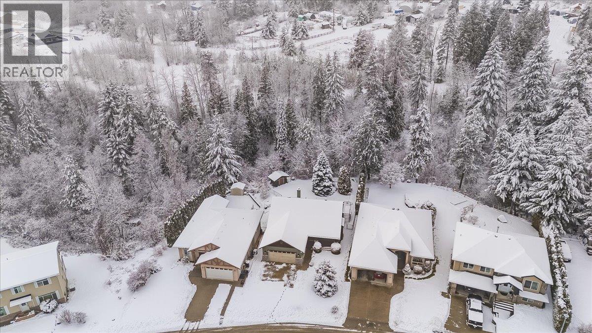 1532 Emerald Crescent, Castlegar