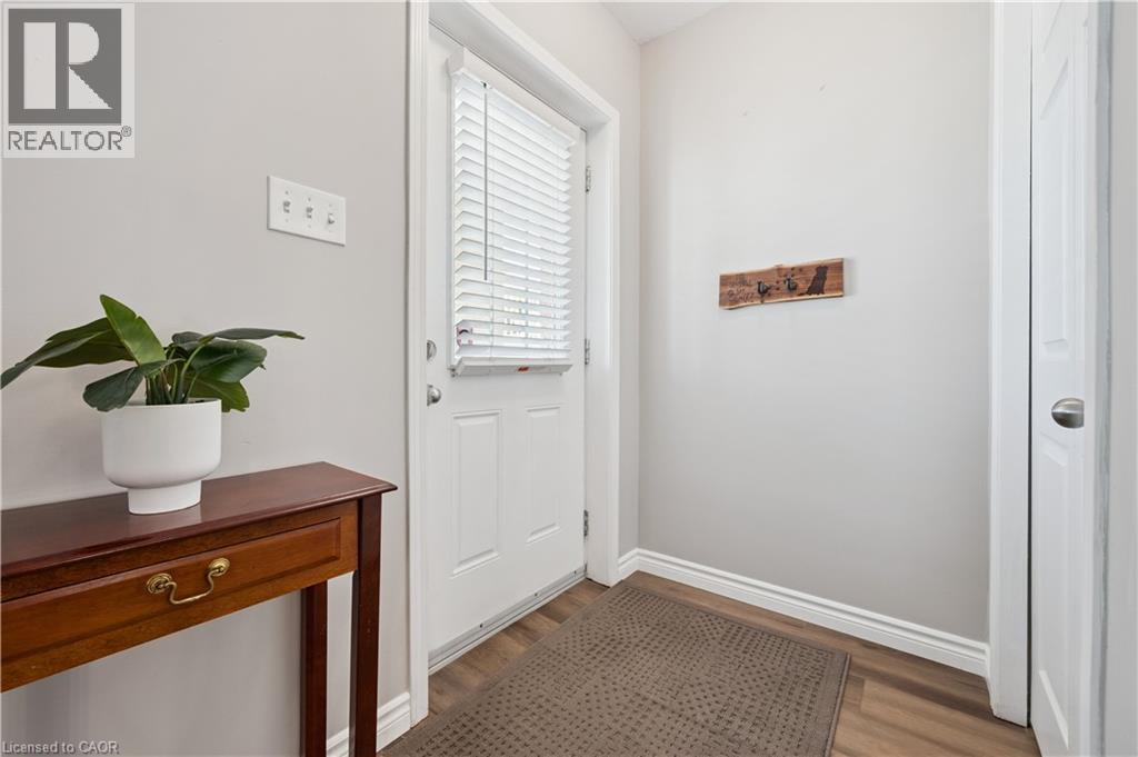 50 HOWE Unit 9D photo 4