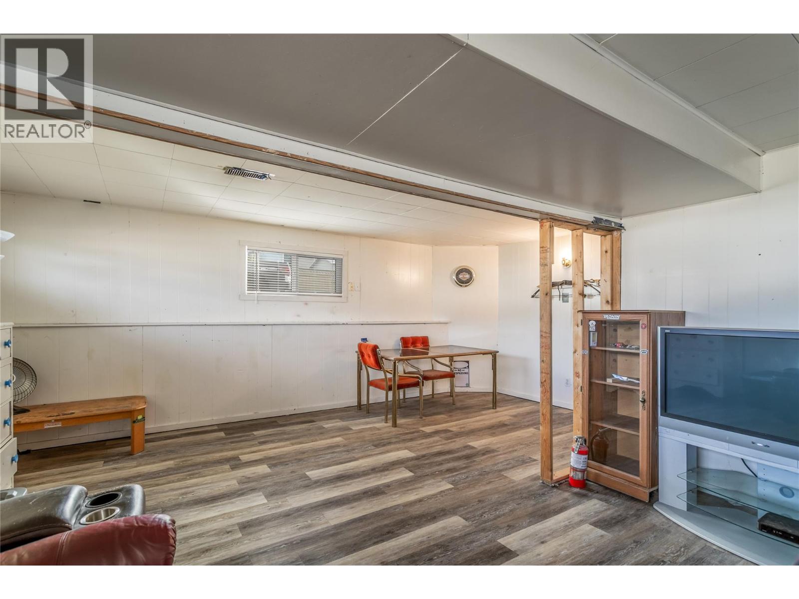 422 Rutland Road S, Kelowna