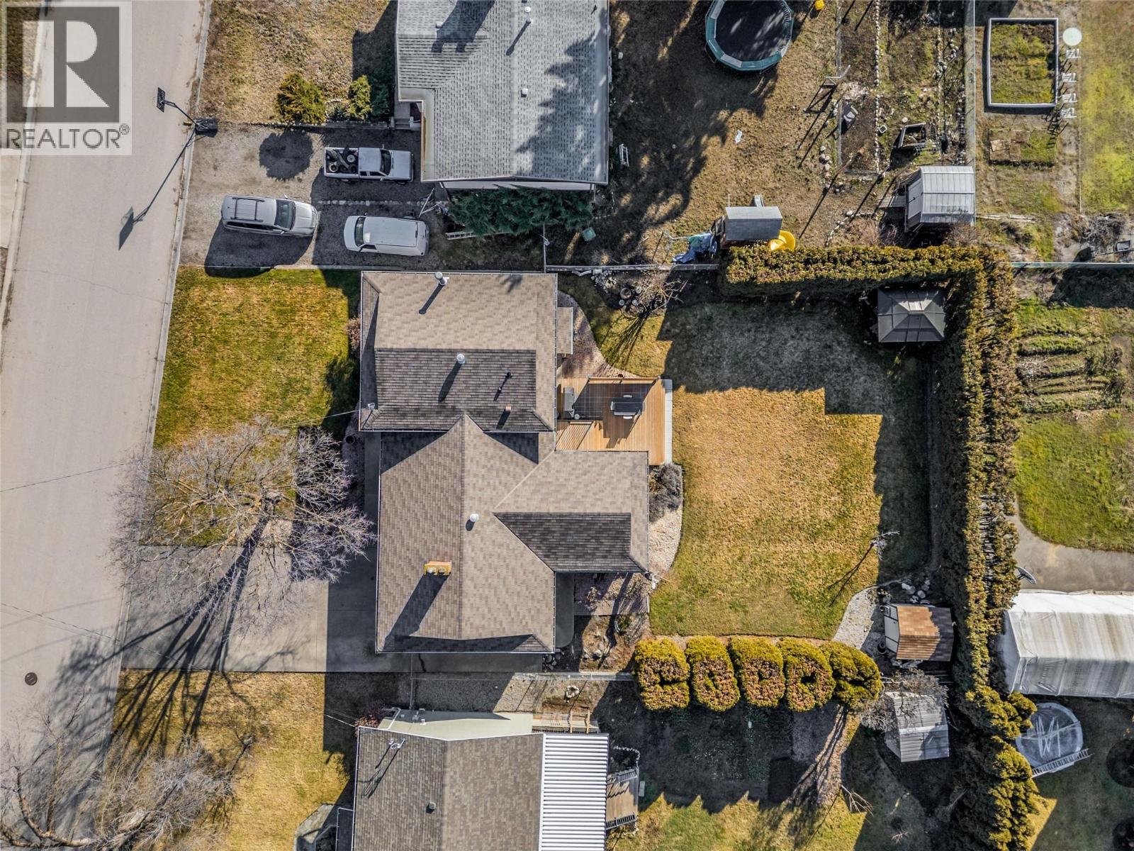  935 Hickory Road, Kelowna