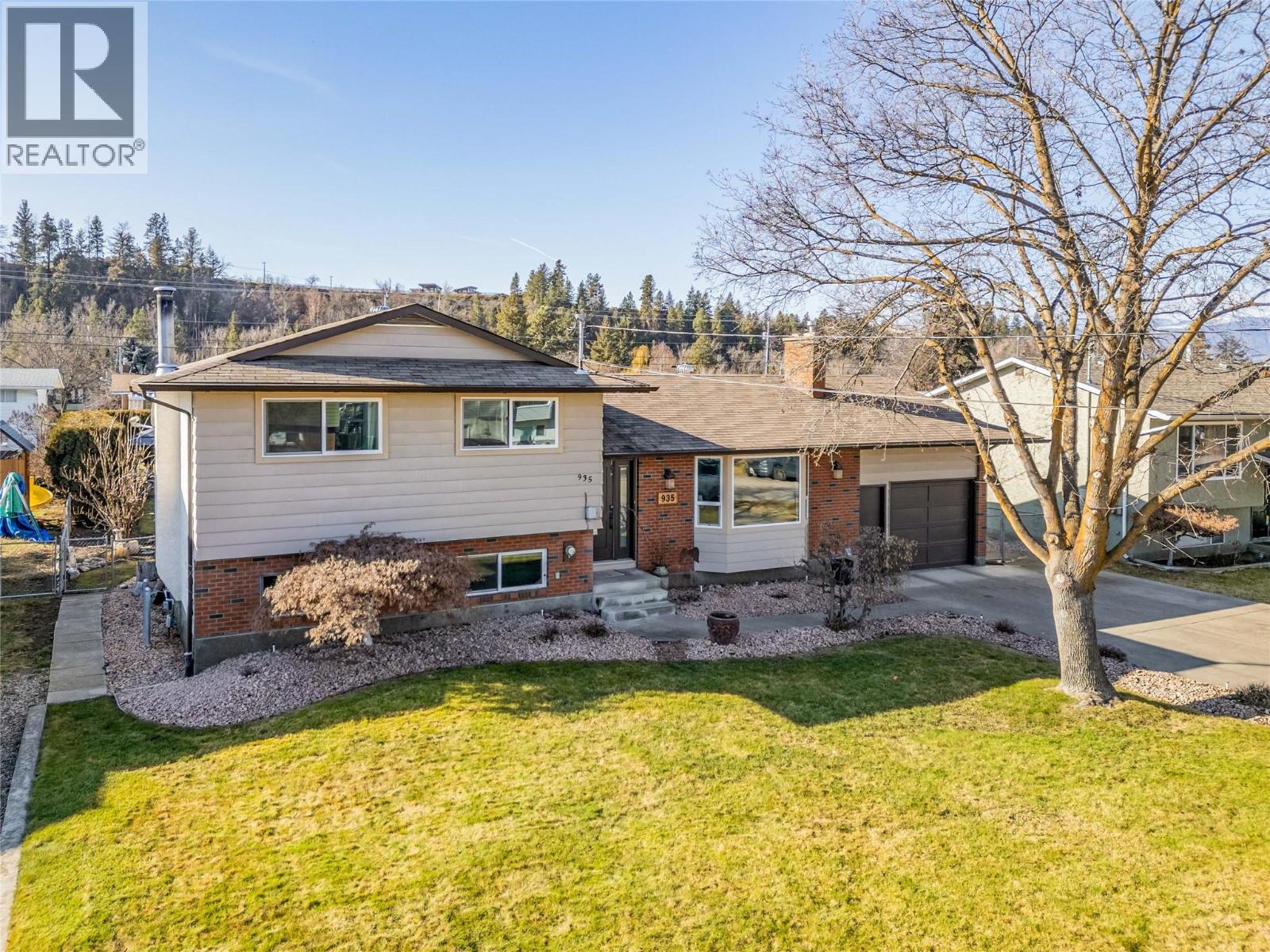 935 Hickory Road, Kelowna