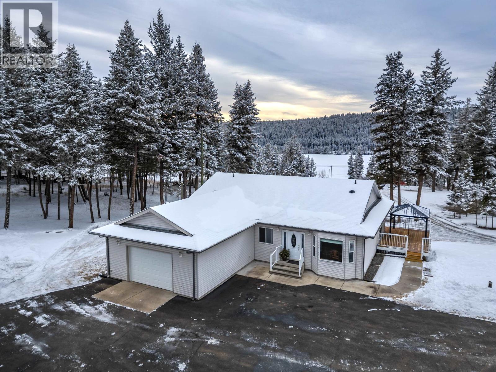 3629 S CARIBOO 97 HIGHWAY, Lac La Hache