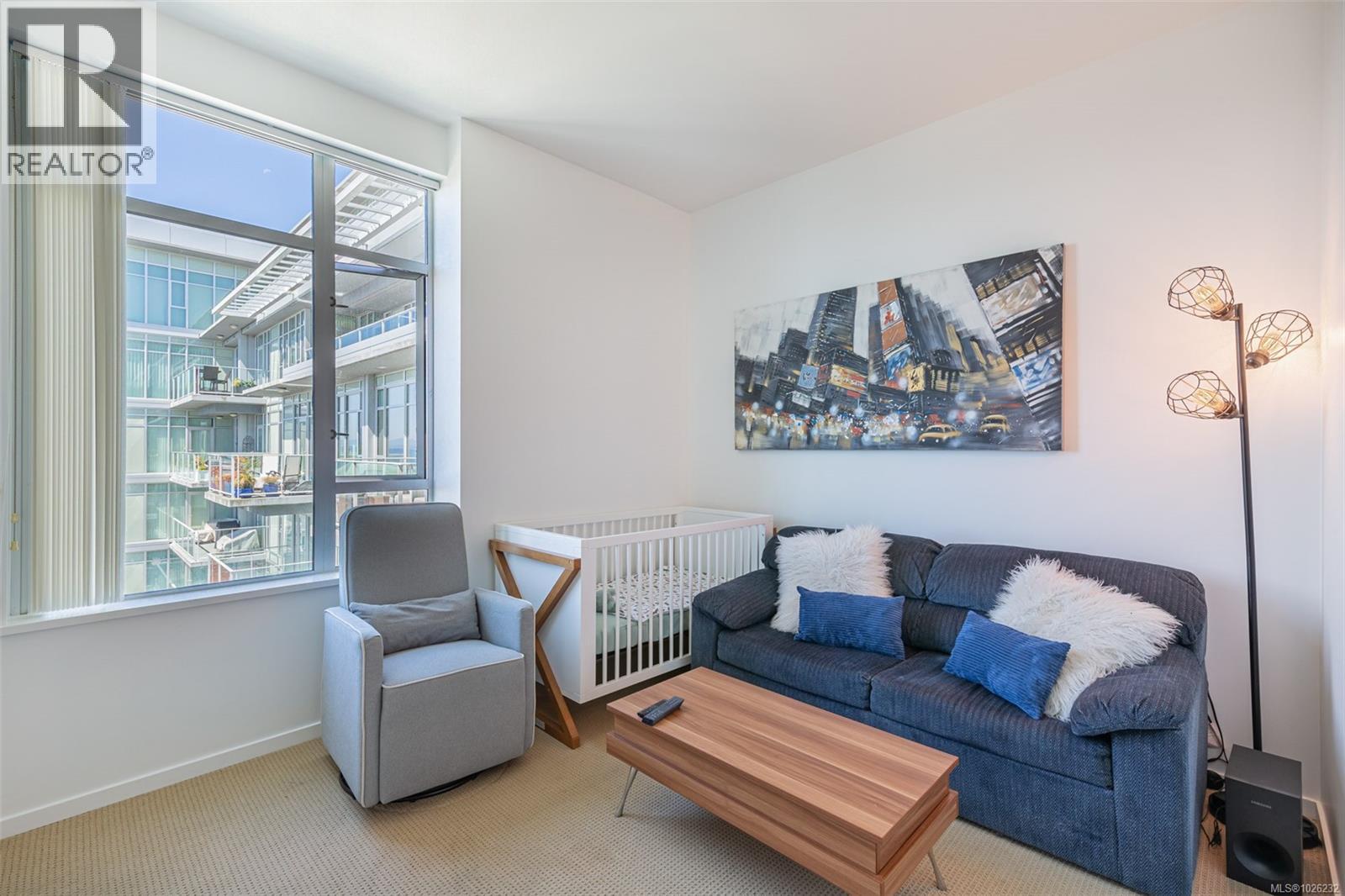 810 100 Saghalie Road, Victoria