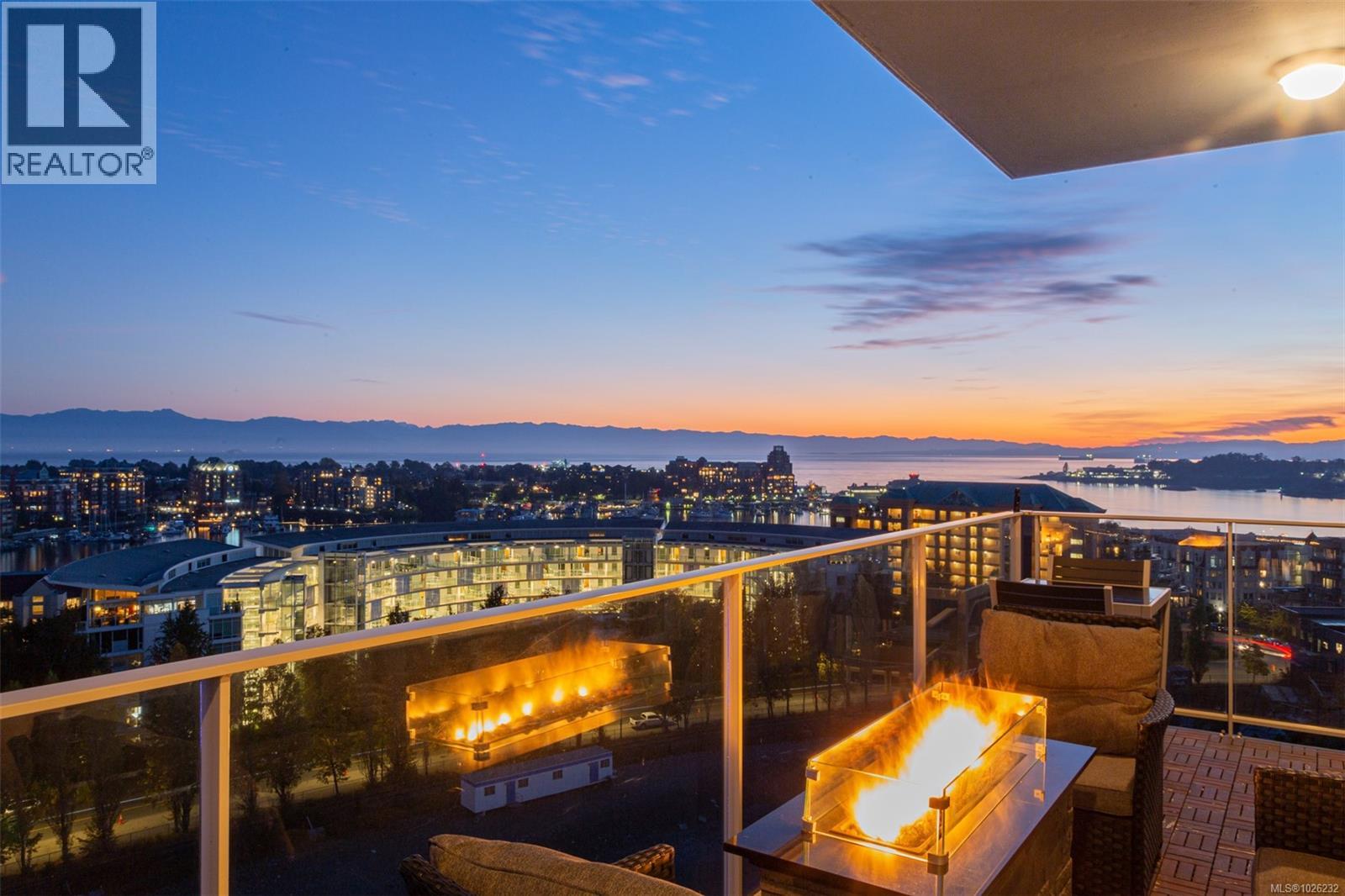 810 100 Saghalie Road, Victoria