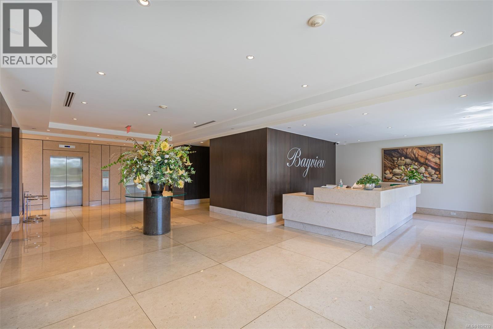 810 100 Saghalie Road, Victoria