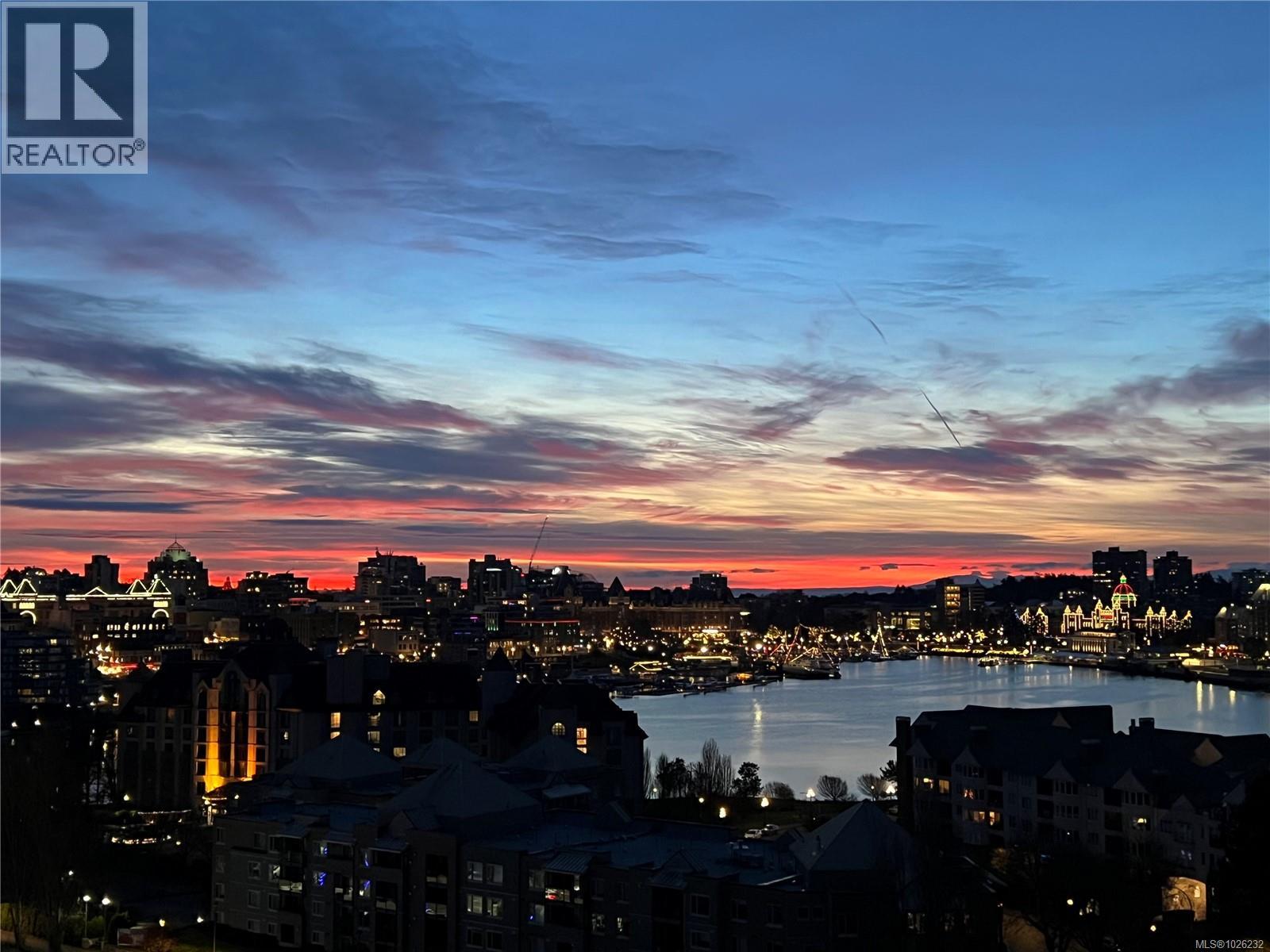 810 100 Saghalie Road, Victoria