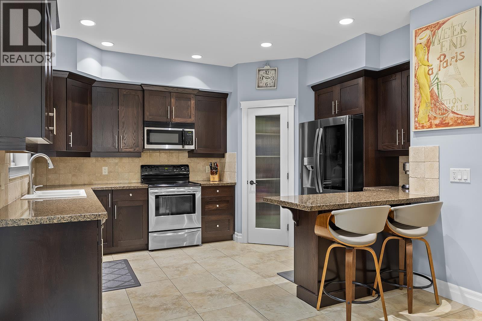 2283 Shannon Heights Court Unit# 8, West Kelowna