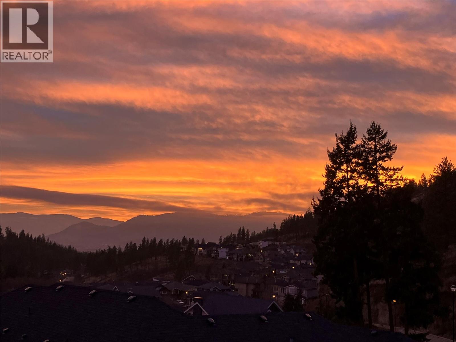 2283 Shannon Heights Court Unit# 8, West Kelowna