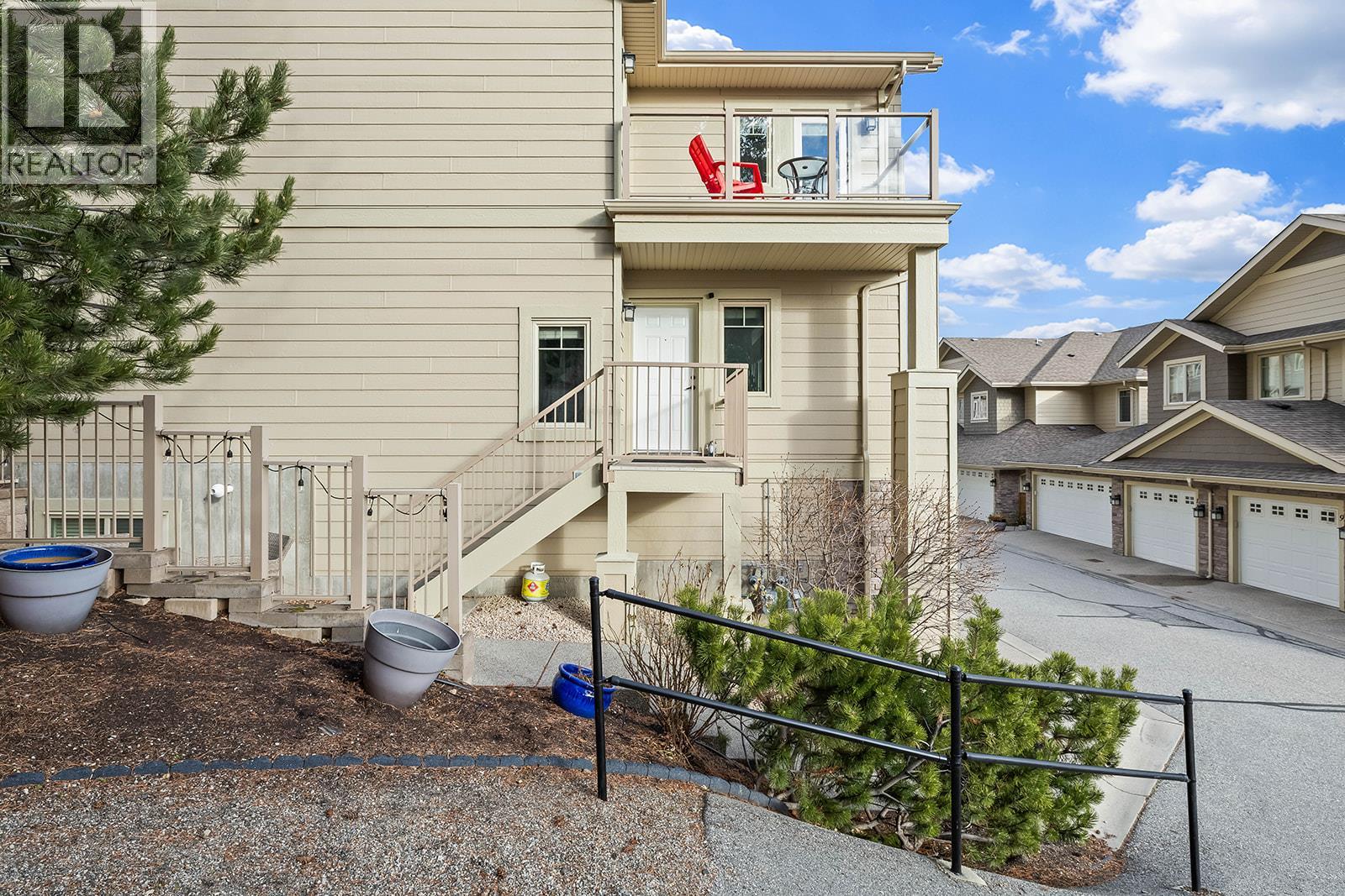 2283 Shannon Heights Court Unit# 8, West Kelowna
