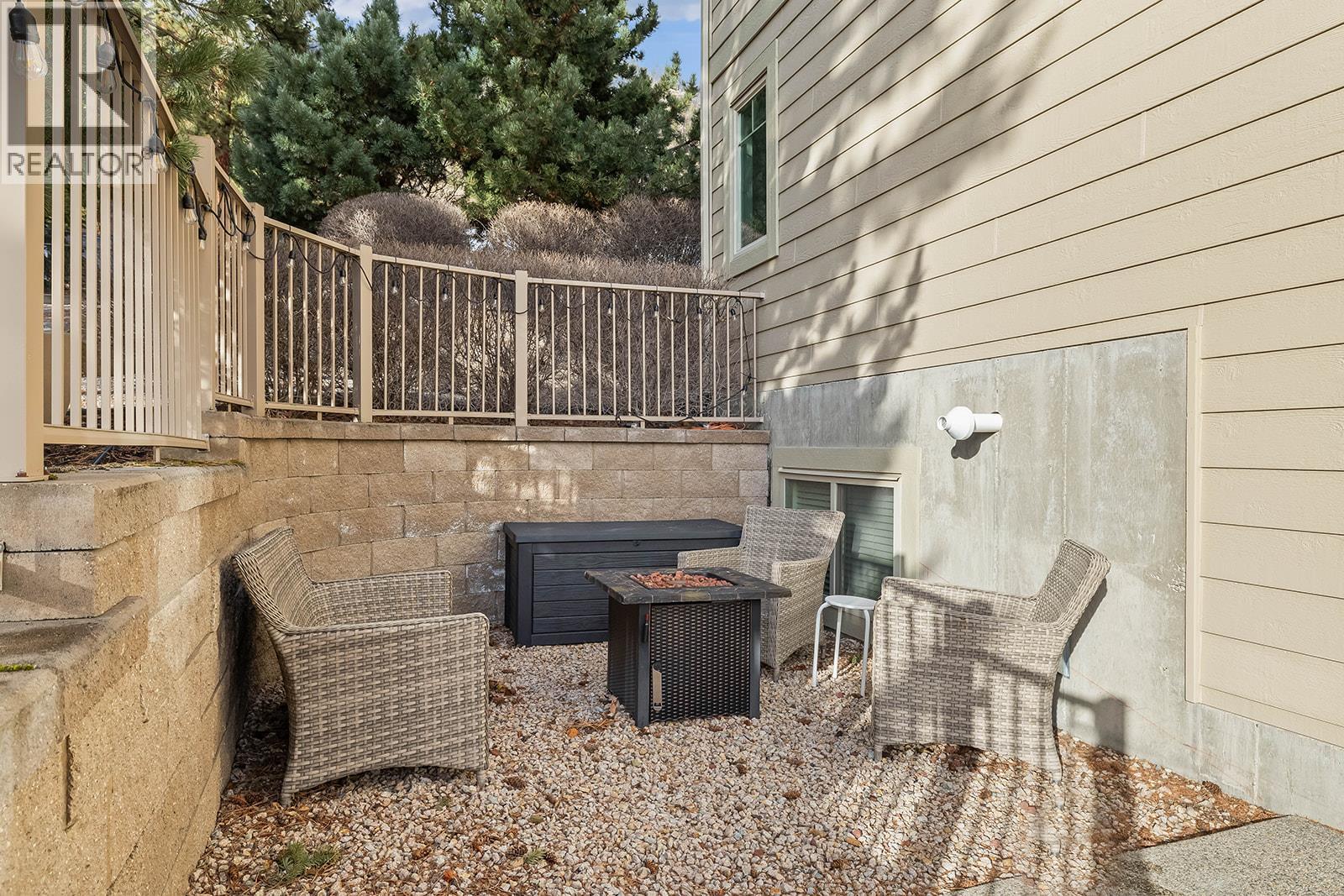 2283 Shannon Heights Court Unit# 8, West Kelowna