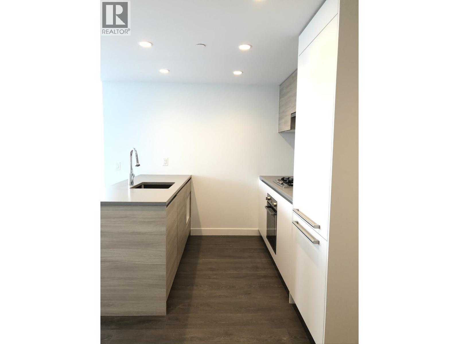 652 WHITING WAY, Coquitlam