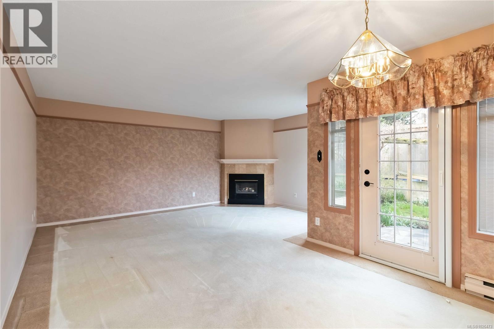 7 1060 Sutlej Street, Victoria