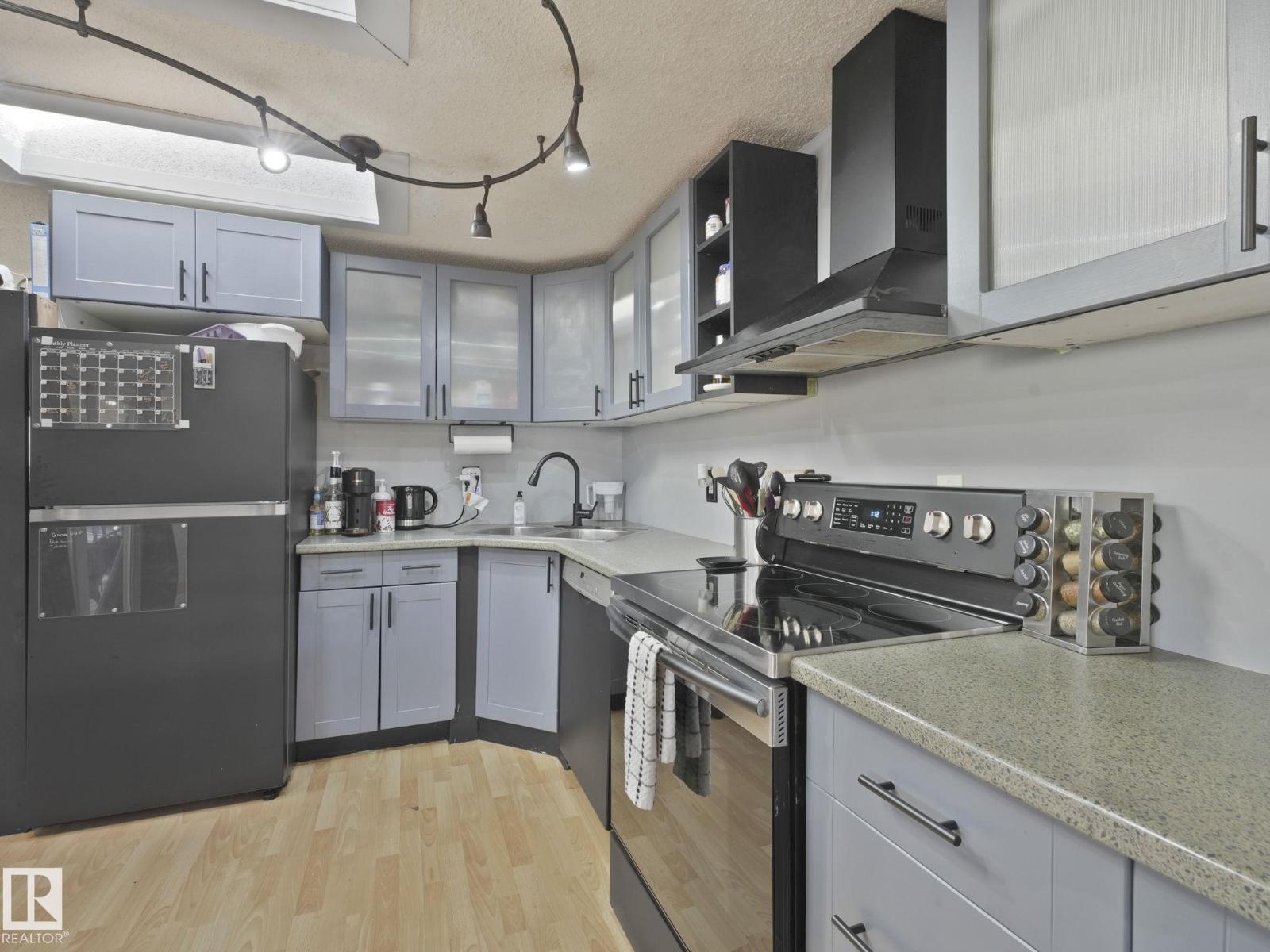 429 Westview CL NW, Edmonton