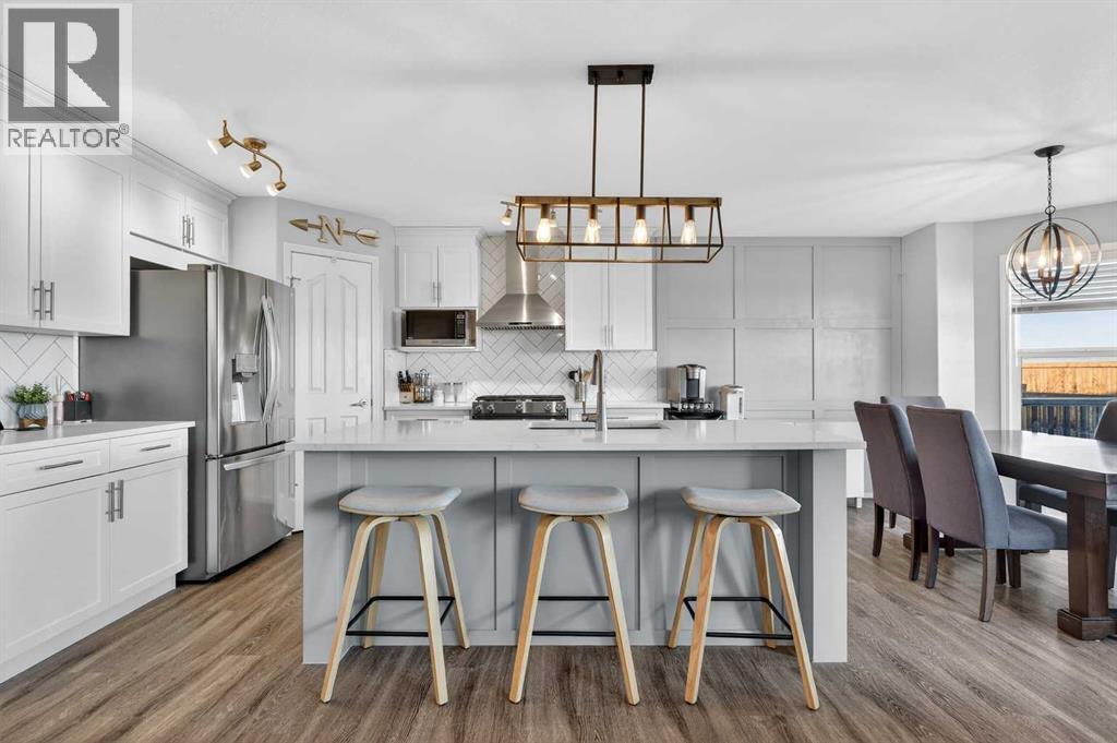 Single Family House for Sale in  Saddlecrest Way NE Saddle Ridge Calgary 