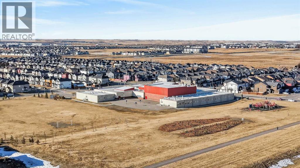 Single Family House for Sale in  Saddlecrest Way NE Saddle Ridge Calgary 