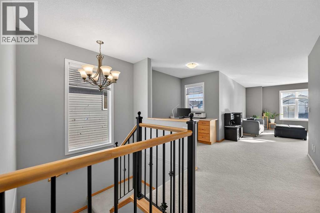 Single Family House for Sale in  Saddlecrest Way NE Saddle Ridge Calgary 