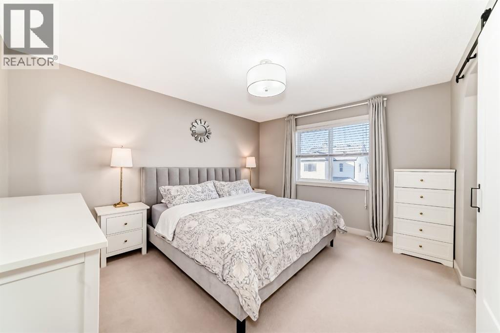 Single Family House for Sale in  Everridge Drive SW Evergreen Calgary 