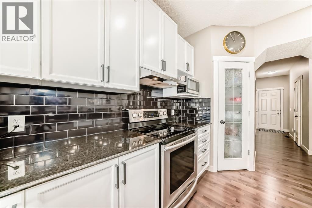 Single Family House for Sale in  Everridge Drive SW Evergreen Calgary 