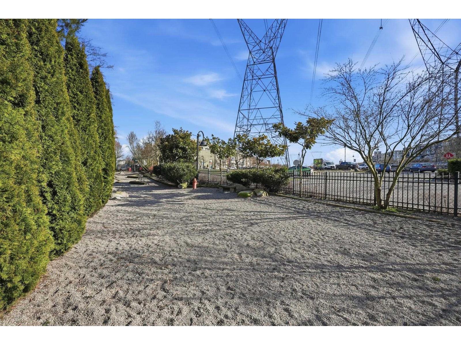 225 15850 26 AVENUE, Surrey