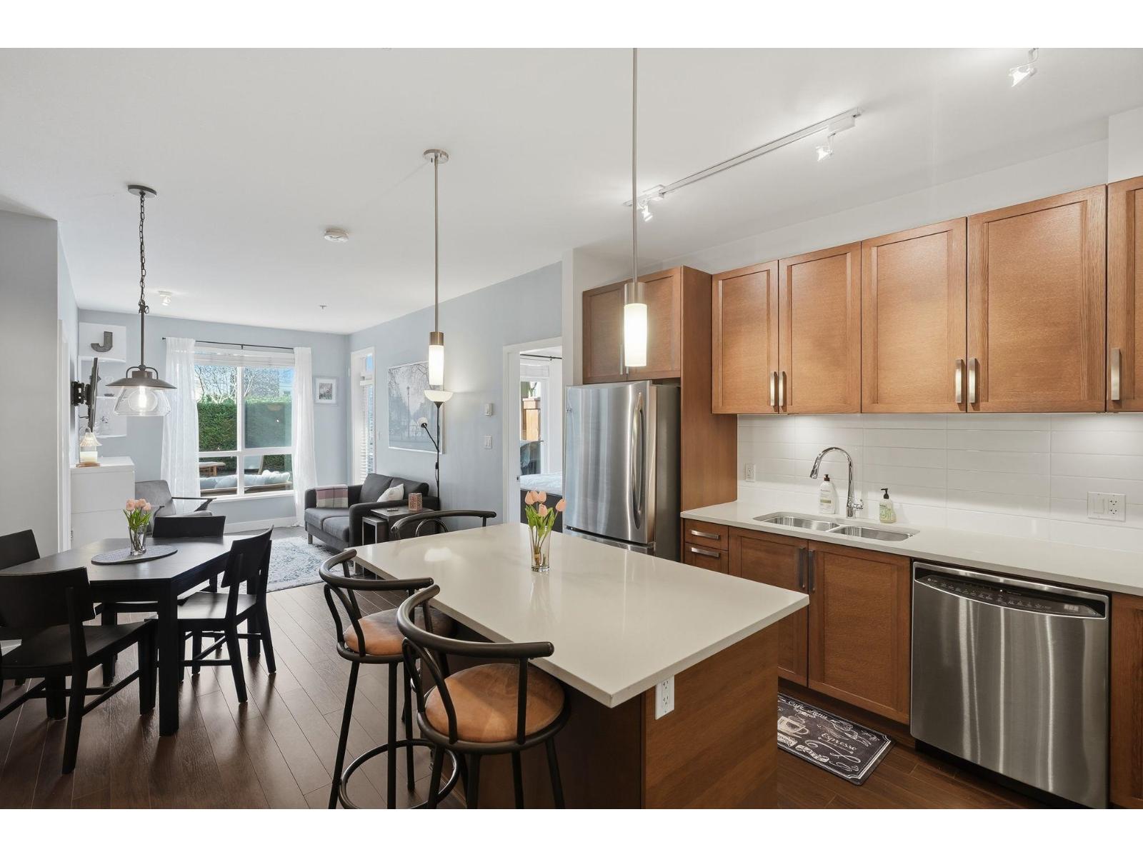 225 15850 26 AVENUE, Surrey