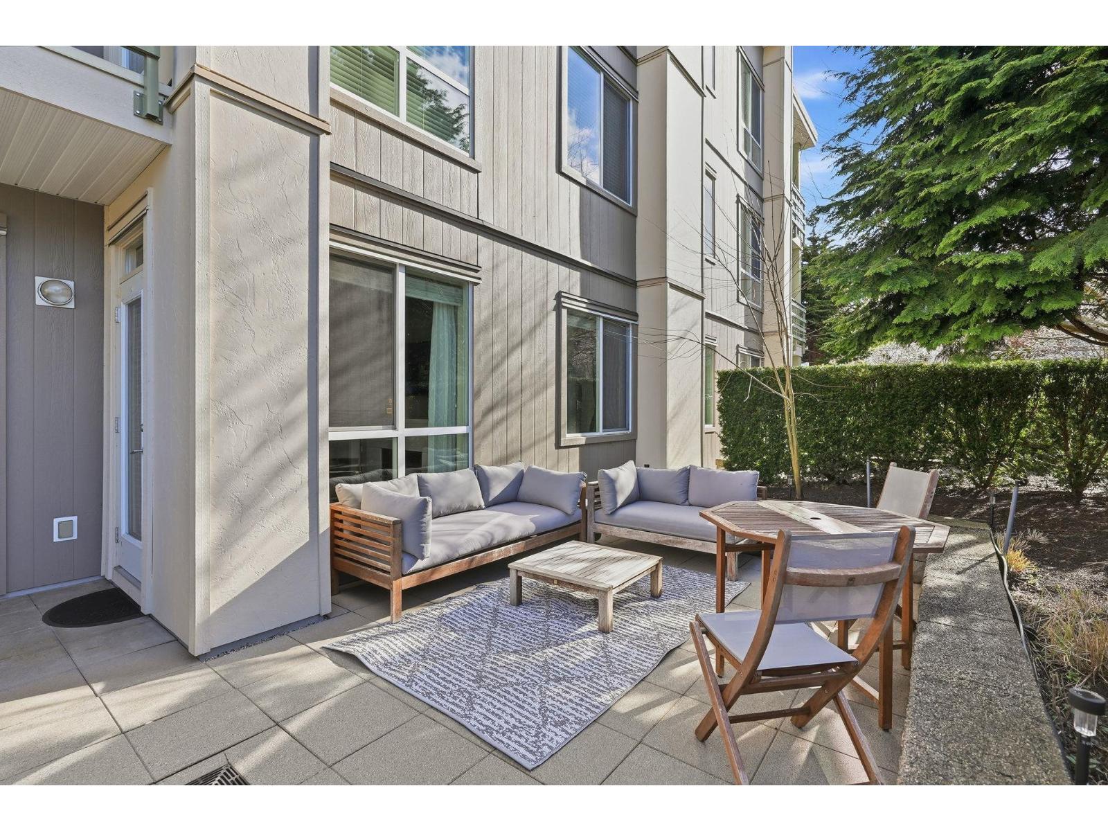 225 15850 26 AVENUE, Surrey