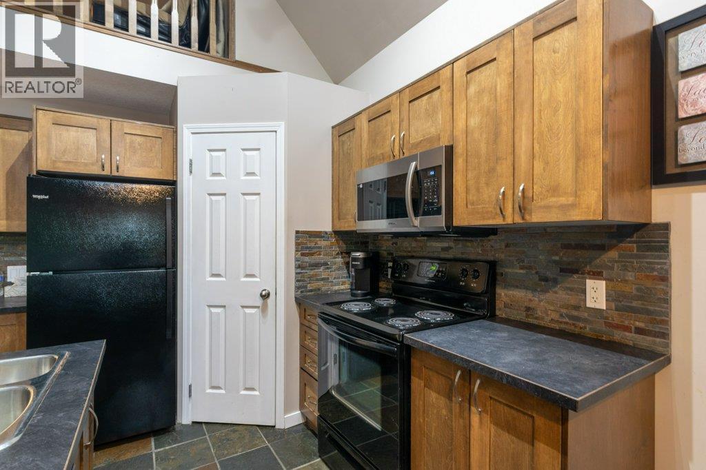 7268 Estate Place, Anglemont