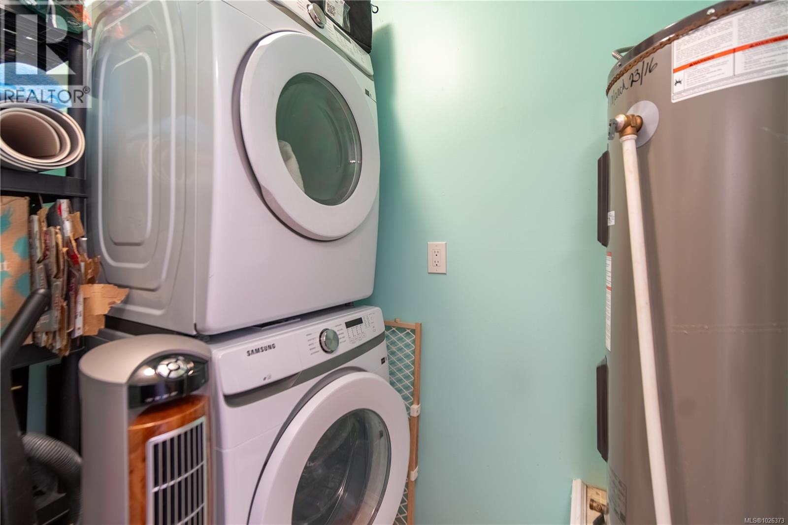 #304 832 Fisgard St - 27