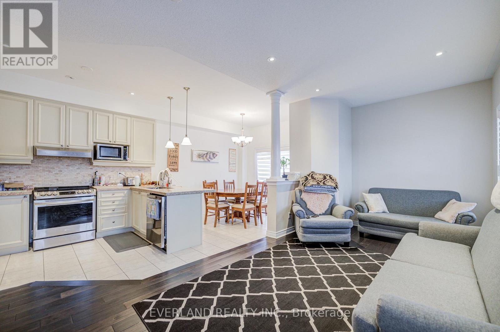 9588 WESTON ROAD - 20