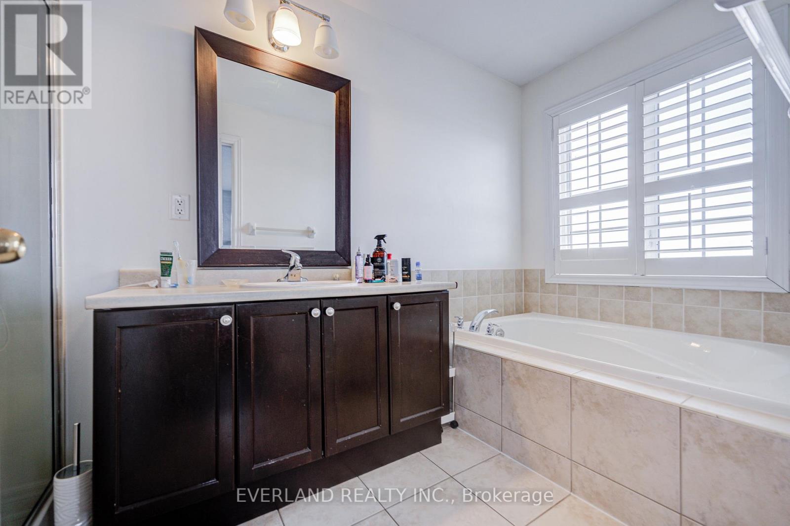 9588 WESTON ROAD - 24