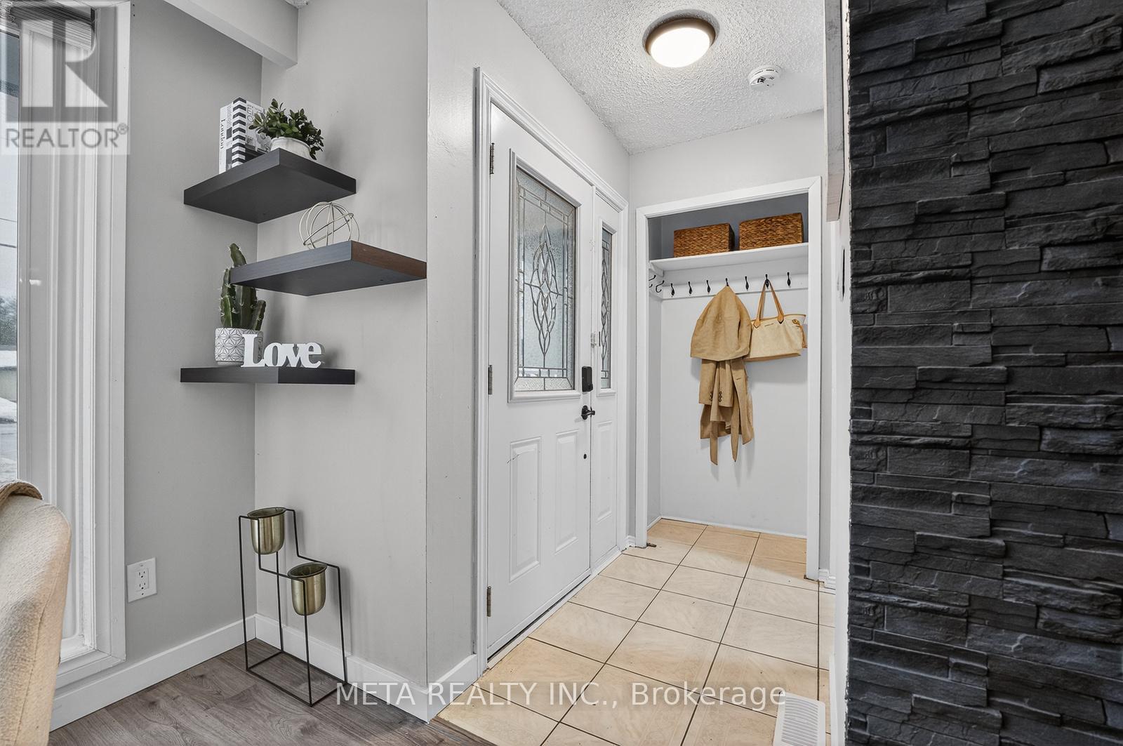 723 WEST 5TH STREET - Photo 2 of 40, Hamilton (Fessenden), Ontario