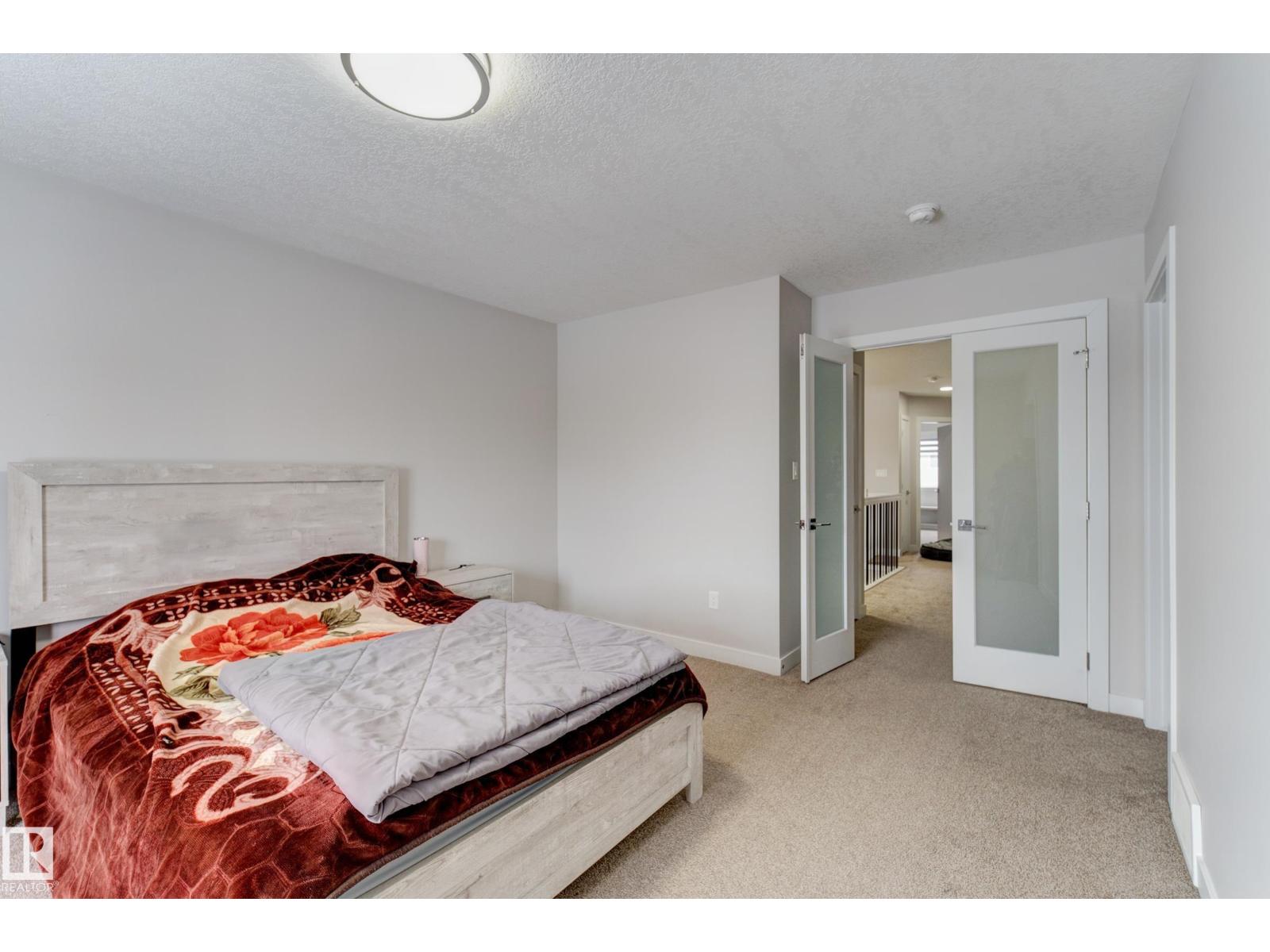 #46 1703 16 AV NW NW - 32