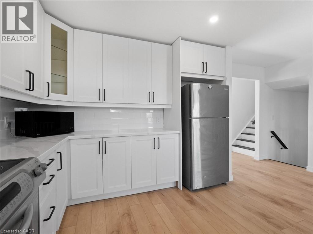 24 KEEFER Road - 11