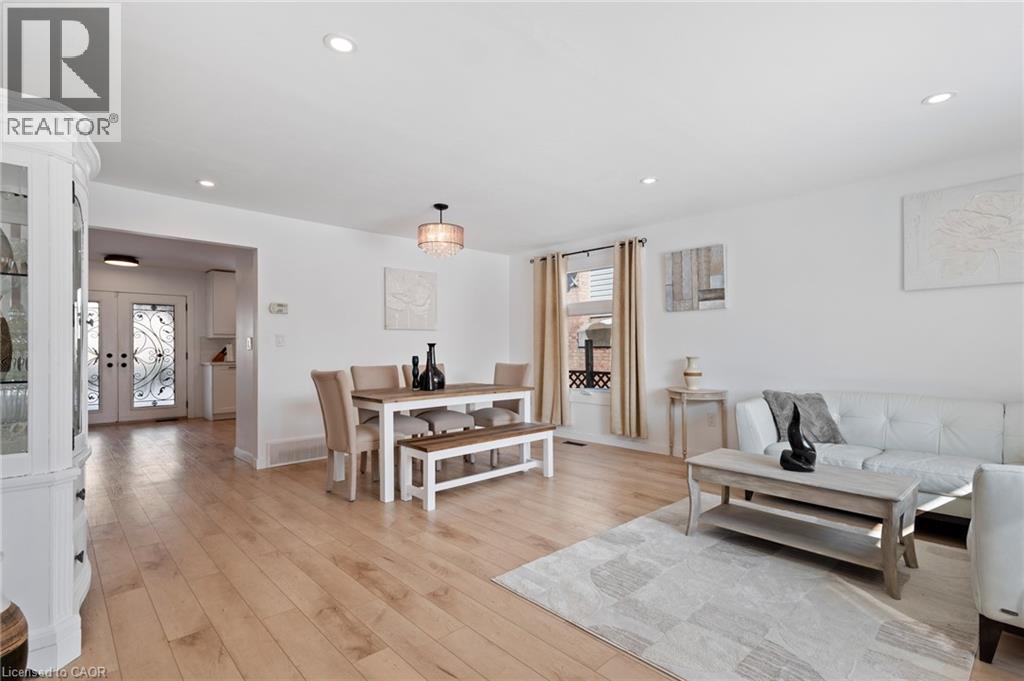 24 KEEFER Road - 13