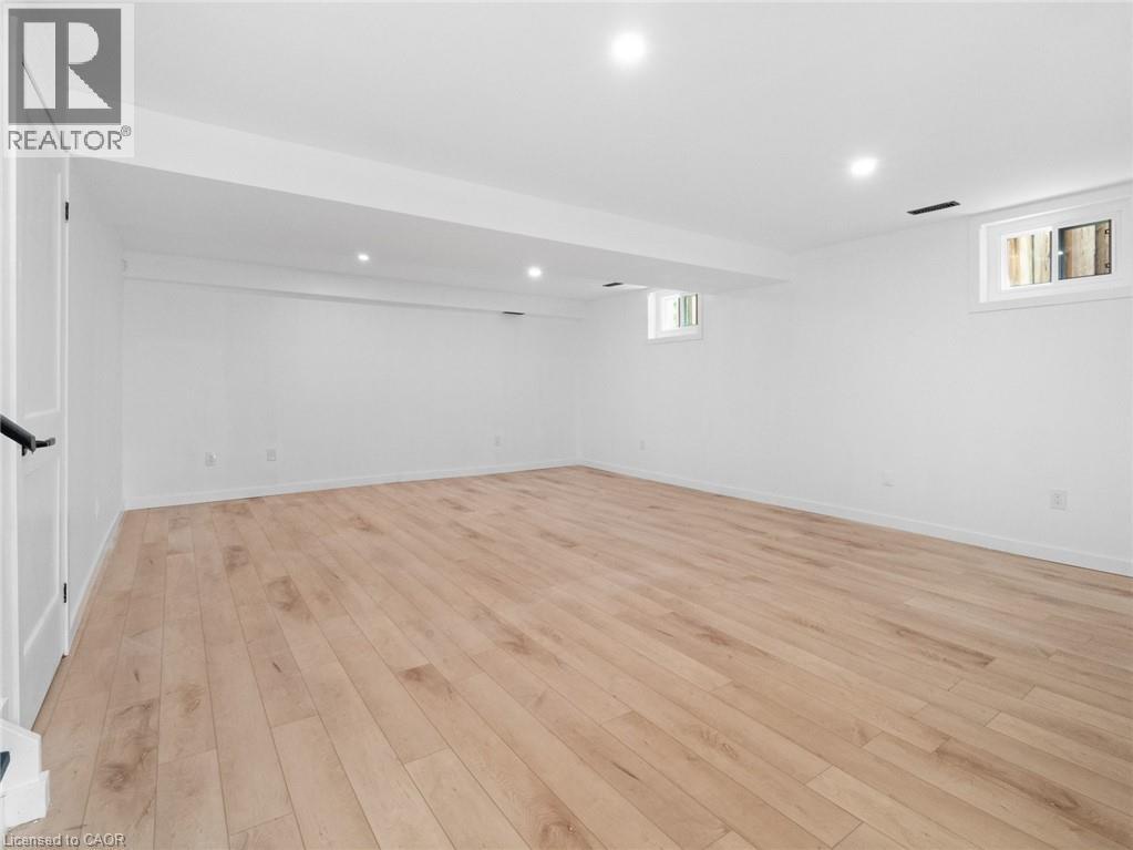 24 KEEFER Road - 25