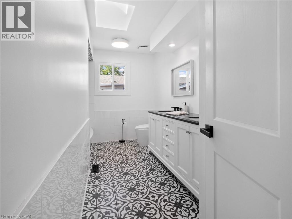 24 KEEFER Road - 27