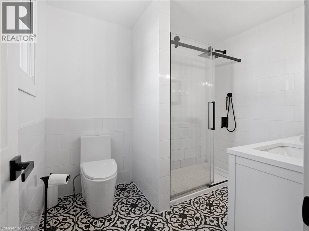 24 KEEFER Road - 29