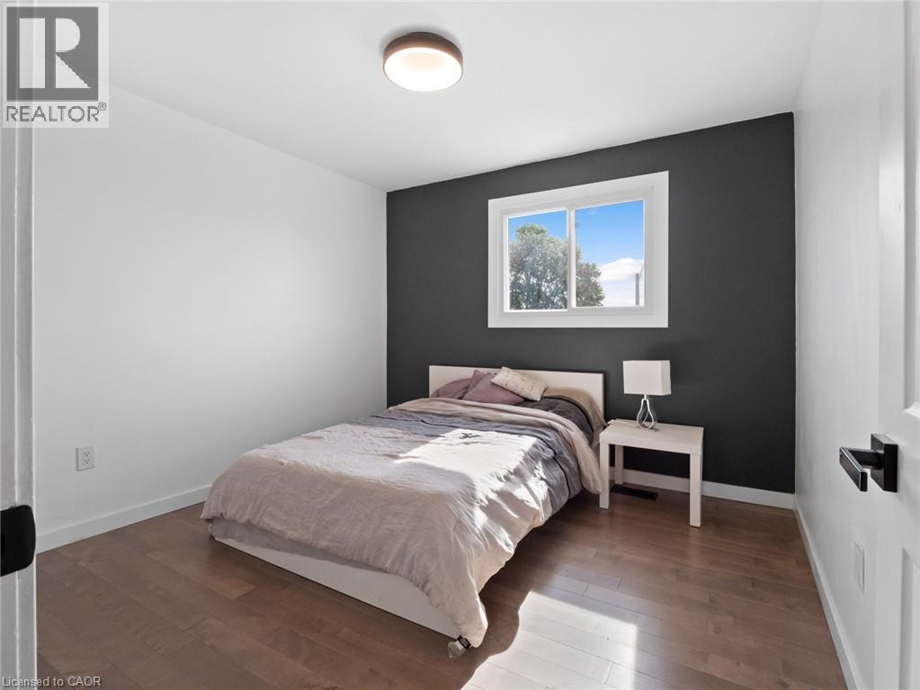 24 KEEFER Road - 33