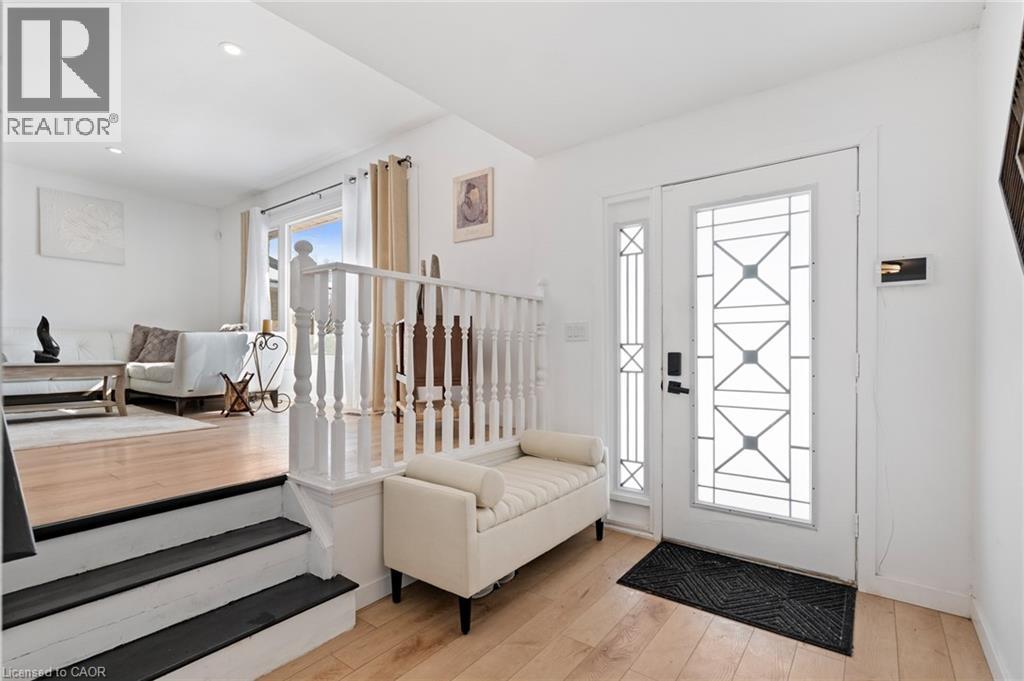 24 KEEFER Road - 6