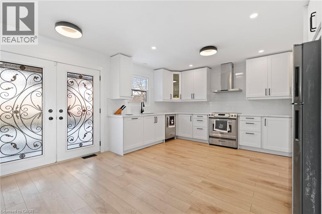 24 KEEFER Road - 9
