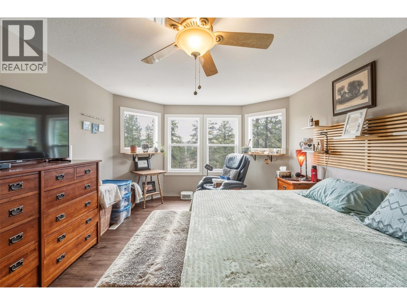 465 Wilson Mountain Road, Oliver