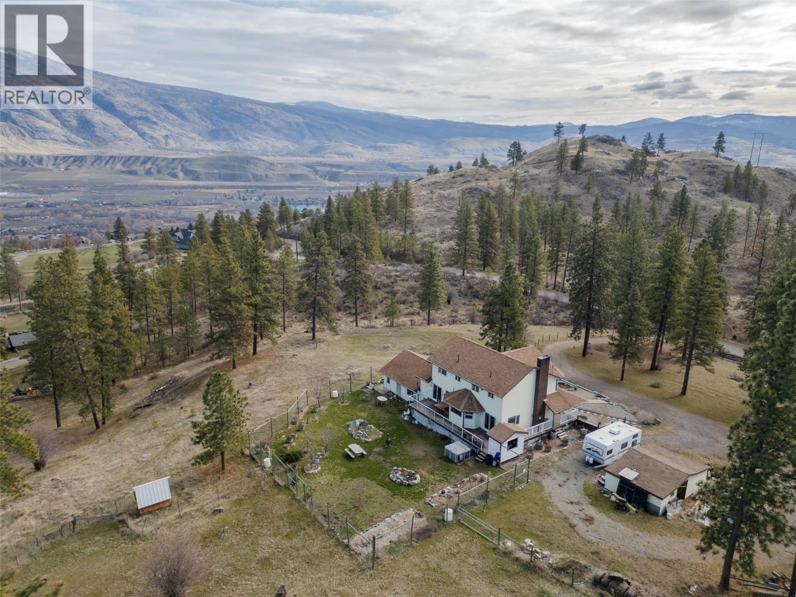 465 Wilson Mountain Road, Oliver