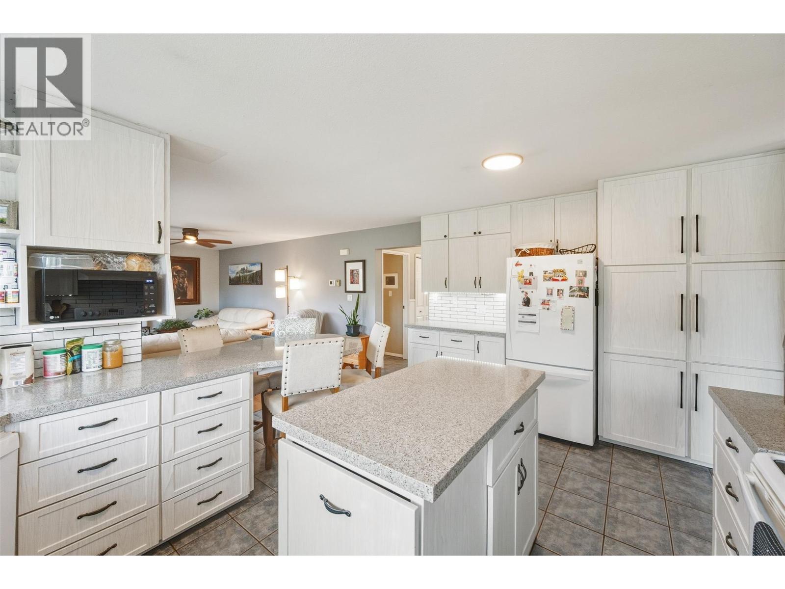 465 Wilson Mountain Road, Oliver