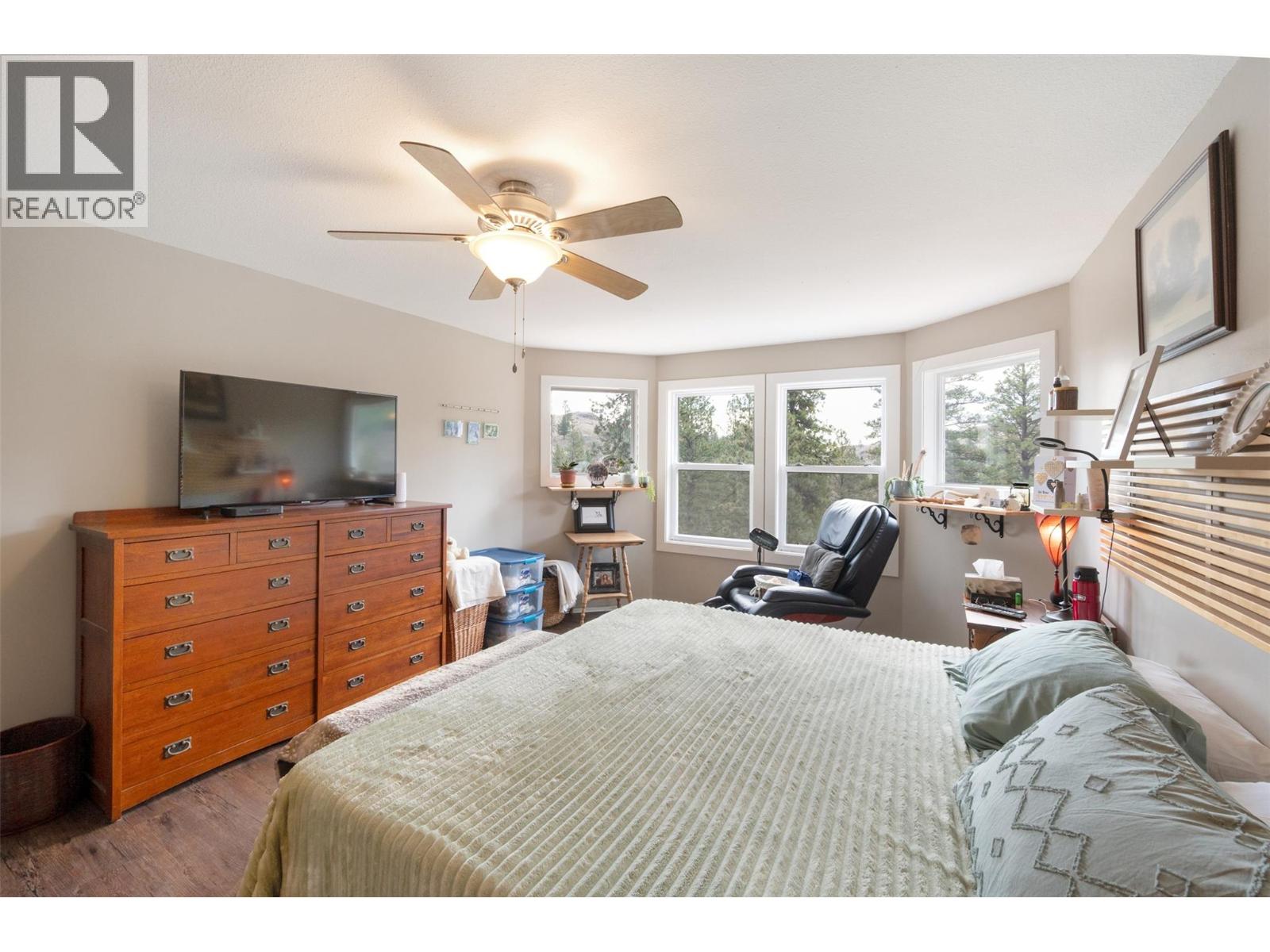 465 Wilson Mountain Road, Oliver