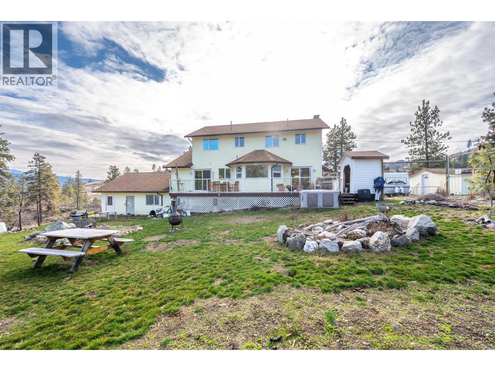 465 Wilson Mountain Road, Oliver